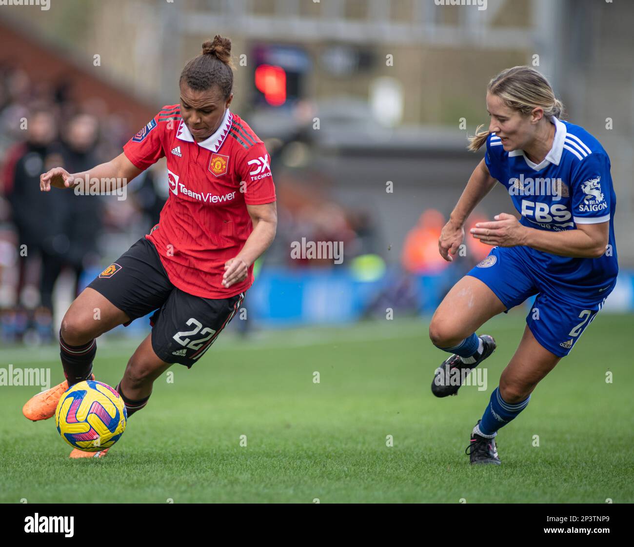 Leigh Sport Village, Leigh, Greater Manchester, England, 5. März 2023. United’s Nikita Parris auf dem Ball, während Manchester United Women Football Club V Leicester City Women Football Club, in der Women’s Super League (Bild: ©Cody Froggatt/Alamy Live News) Stockfoto