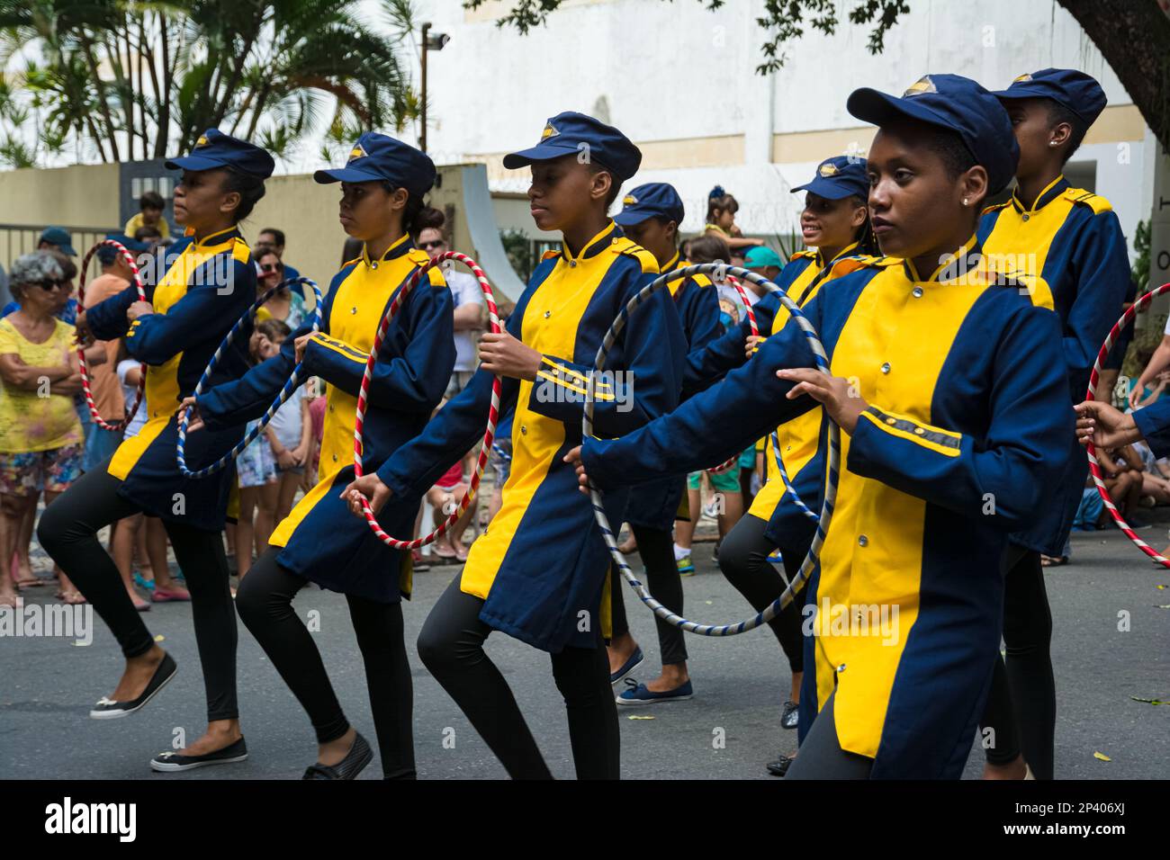 Salvador, Bahia, Brasilien - 07. September 2016: Schülerparade an öffentlichen Schulen während des brasilianischen Unabhängigkeitstages in Salvador, Bahia. Stockfoto