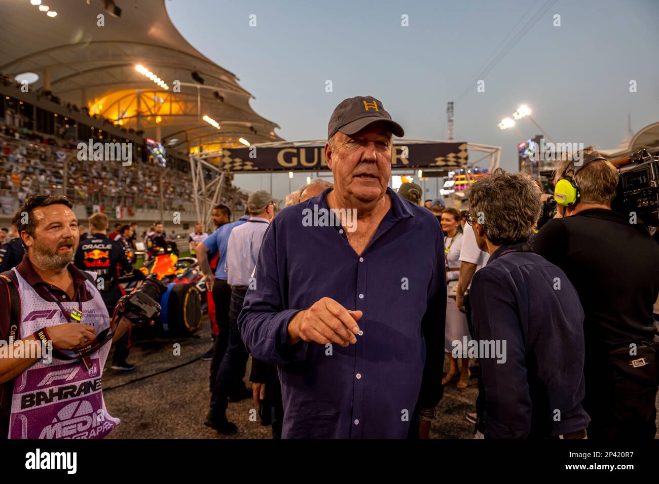 Sakhir, Bahrain, 05. März 2023, Jeremy Clarkson nimmt am Wettkampftag Teil, Runde 1 der Formel-1-Meisterschaft 2023. Kredit: Michael Potts/Alamy Live News Stockfoto