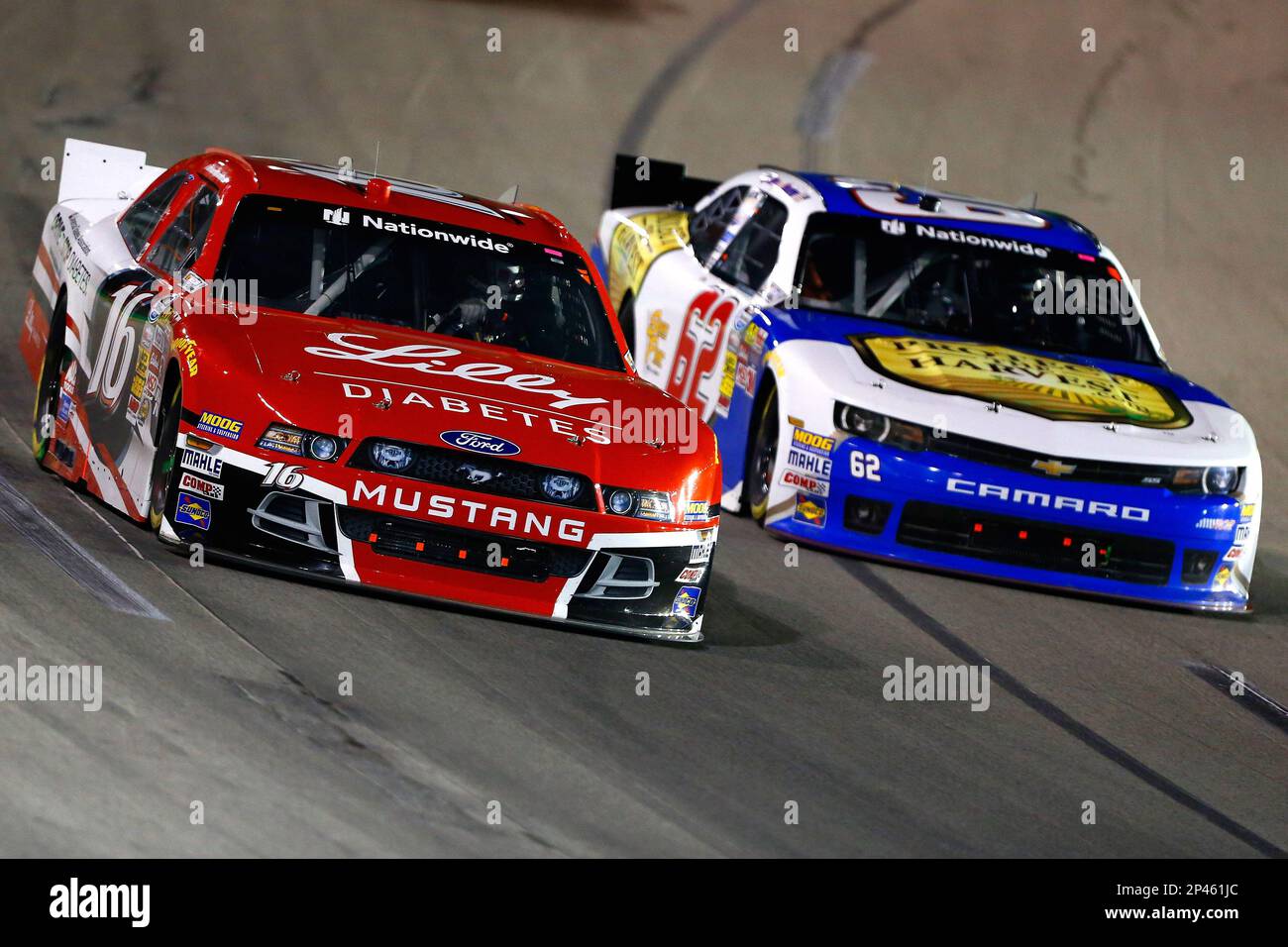 Ryan Reed (16) and Brendan Gaughan (62) during the NASCAR Nationwide Series VisitMyrtleBeach.com 300 race at the Kentucky Speedway, Saturday, September 20, 2014, in Sparta, Ky. (AP Photo/NKP, Russell LaBounty) MANDATORY CREDIT Stockfoto