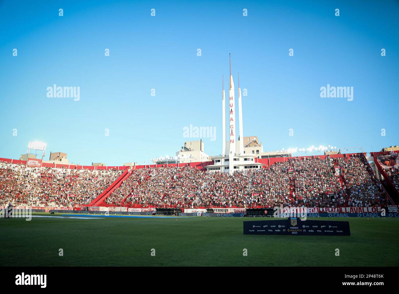 Buenos Aires, Argentinien. 05. März 2023. Allgemeiner Blick auf das Tomas Duco Stadion während eines Spiels zwischen Huracan und San Lorenzo im Rahmen des Liga Profesional de Futbol 2023 im Tomas Duco Stadion. (Endstand: Huracan 1 - 1 San Lorenzo (Foto: Roberto Tuero/SOPA Images/Sipa USA) Gutschrift: SIPA USA/Alamy Live News Stockfoto