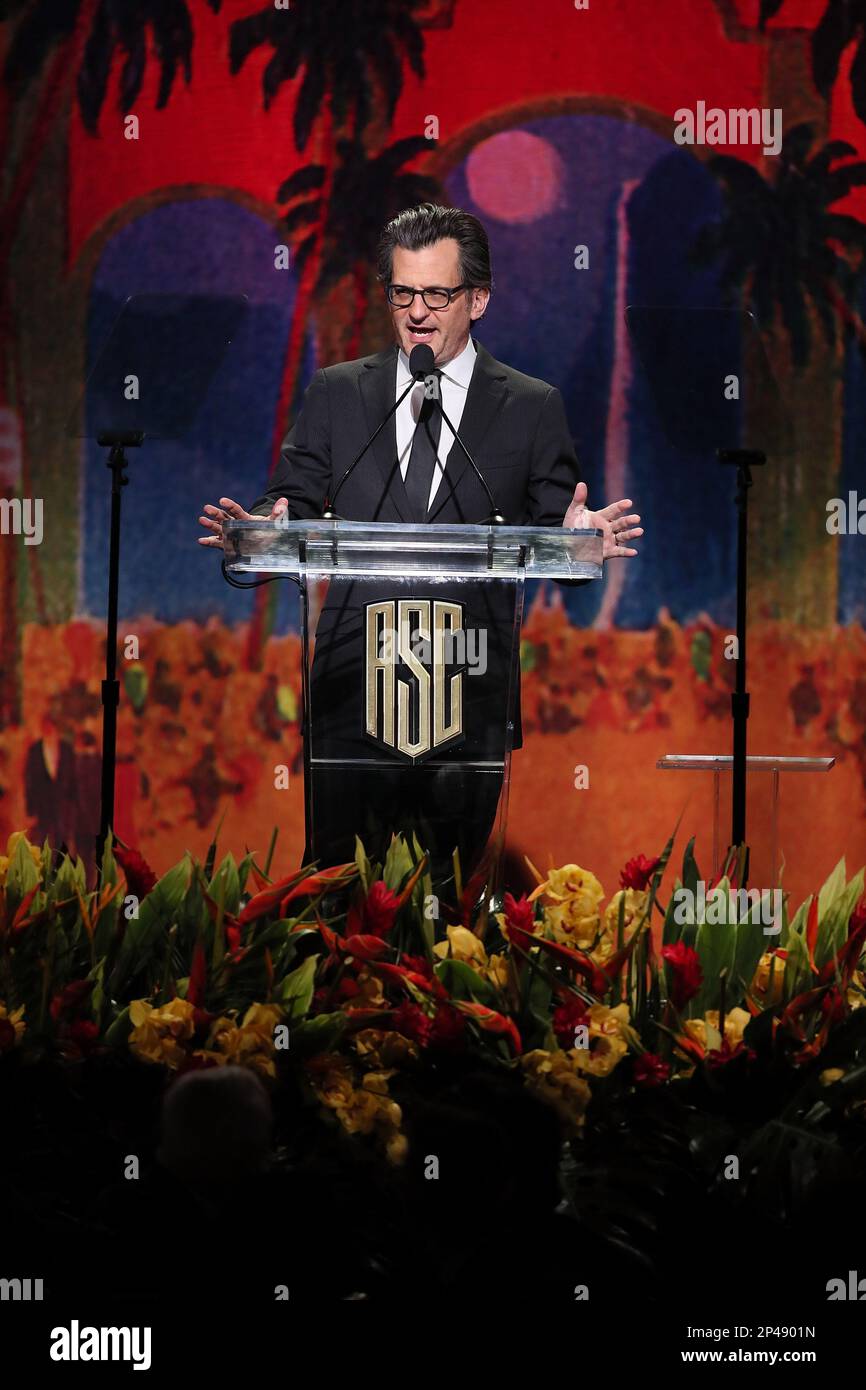 Beverly Hills, USA. 05. März 2023. Ben Mankiewicz spricht auf der Bühne während der American Society of Cinematographers Awards 37. im Beverly Hilton am 5. März 2023 in Beverly Hills, Kalifornien. Foto: Moloshok Photography/imageSPACE/Sipa USA Gutschrift: SIPA USA/Alamy Live News Stockfoto