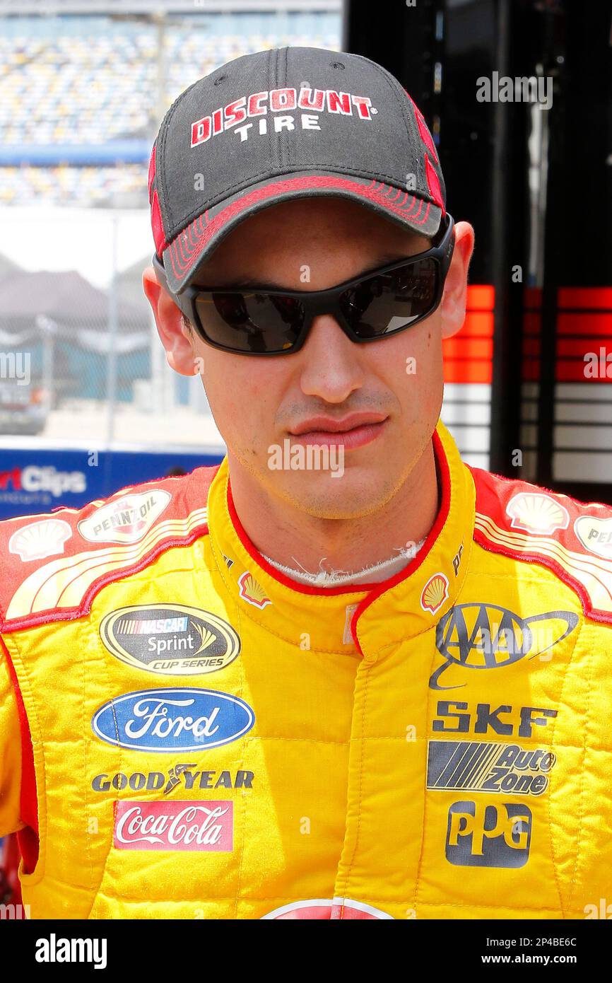 Joey Logano during practice for the NASCAR Nationwide Series Subway Firecracker 250 race at Daytona International Speedway, Thursday, July 3, 2014, in Daytona Beach, Fla. (AP Photo/NKP, Russell LaBounty) MANDATORY CREDIT Stockfoto