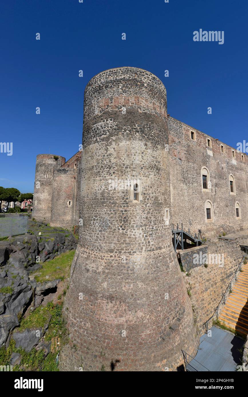 Castello Ursino, Piazza Federico di Svevia, Catania, Sizilien, Italien Stockfoto