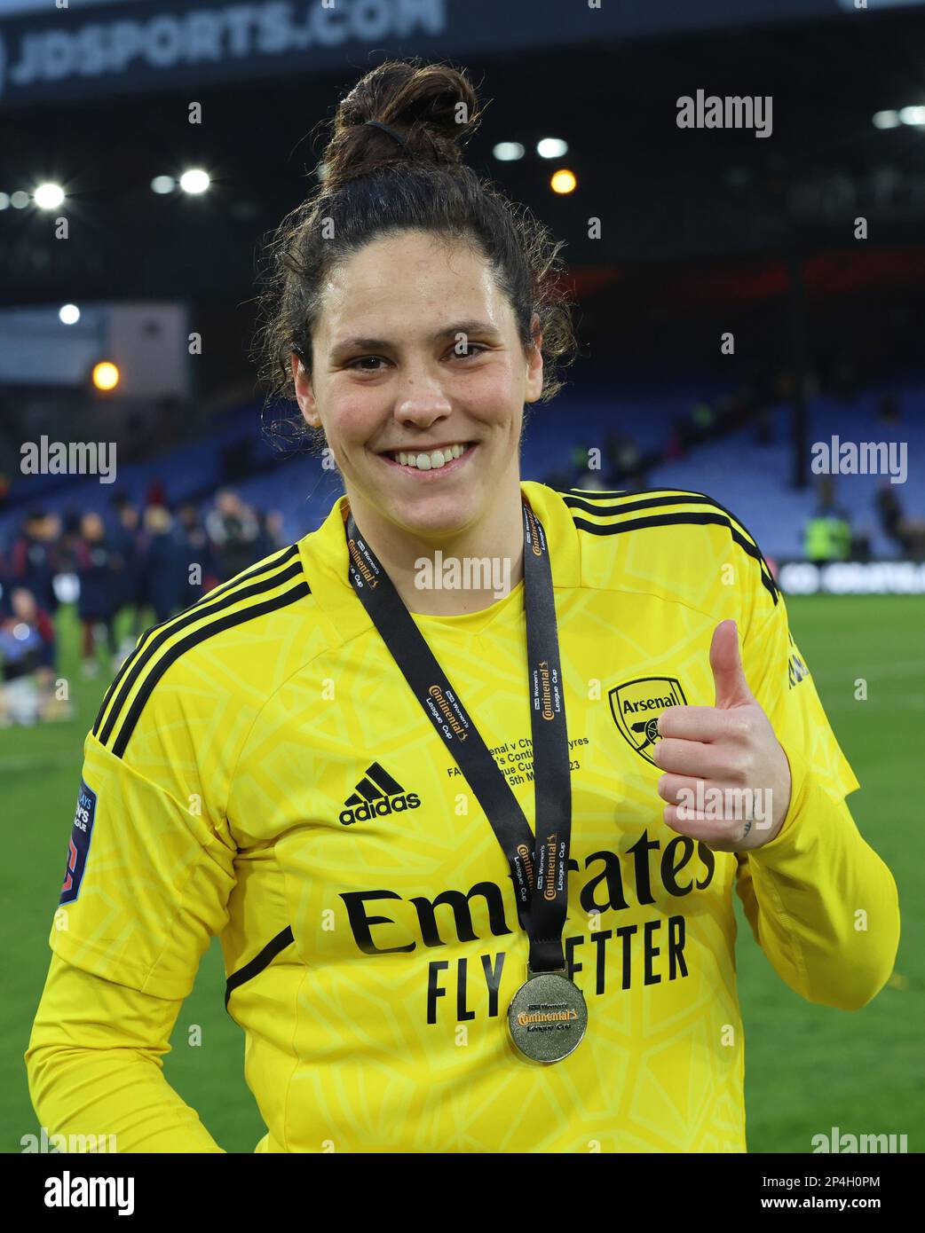 Kaylan Marckese von Arsenal nach dem Finale des FA Women's Continental Tyres League Cup 2023 zwischen Arsenal Women und Chelsea Women in Selhurst Stockfoto