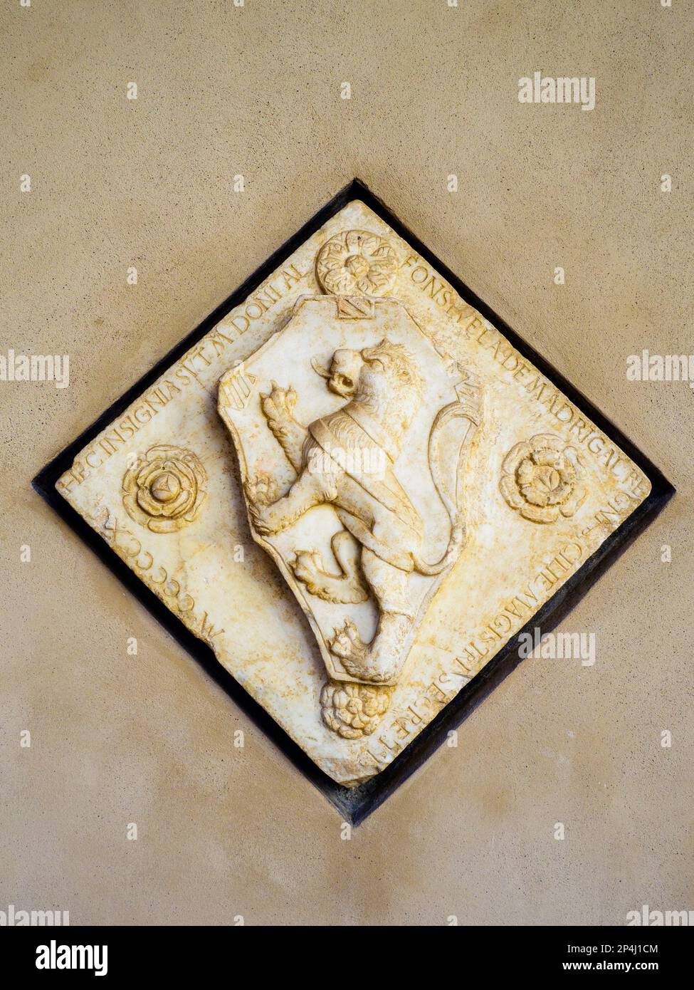 Das Wappen von Alfonso Vela von Madrigal, Sekretär des Königreichs Sizilien. Renaissance Art, 1510 - Kunstgalerie für die sizilianische Region im Palazzo Abatellis - Palermo, Sizilien, Italien Stockfoto