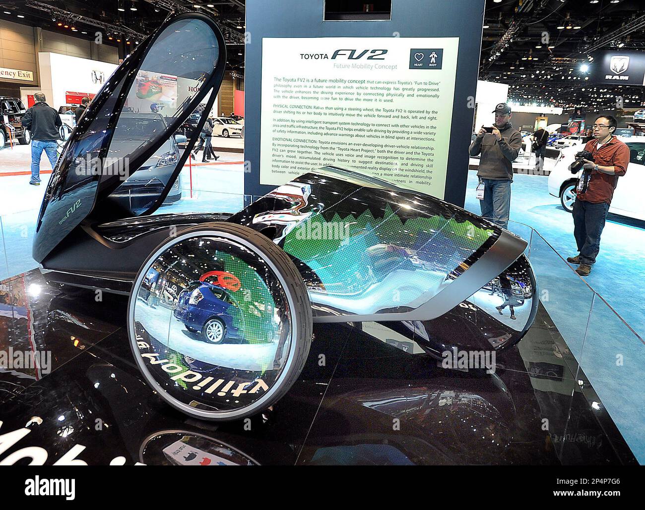 The Toyota FV2 concept car is on display during the Chicago Auto Show at McCormick Place, Thursday, Feb. 6, 2014, in Chicago. (AP Photo/Daily Herald, Mark Welsh) MANDATORY CREDIT; MAGS OUT. Stockfoto