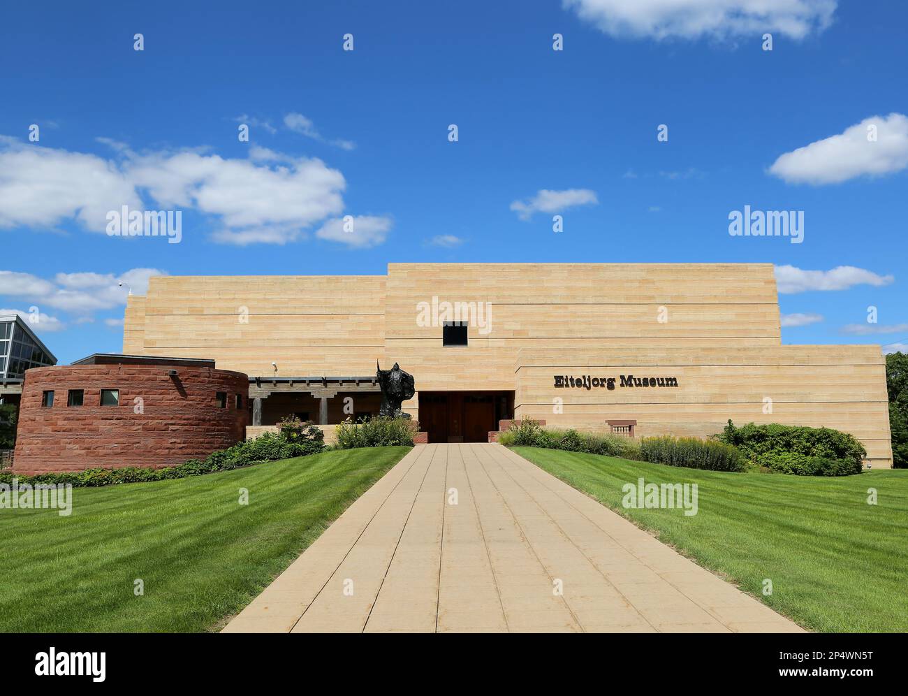 INDIANAPOLIS, INDIANA, USA-SEPTEMBER 08:das Eiteljorg Museum of American Indians and Western Art ist ein Kunstmuseum. September 08,2014 in Indianapolis, IN Stockfoto