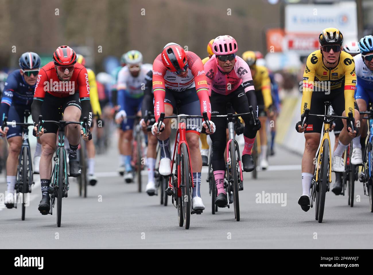 Die zweite Etappe der 81. Ausgabe des achttägigen Radrennen Paris-Nizza, von Bazainville nach Fontainebleau (163,7 km) in Frankreich, Montag, 06. März 2023. BELGA FOTO DAVID PINTENS Stockfoto