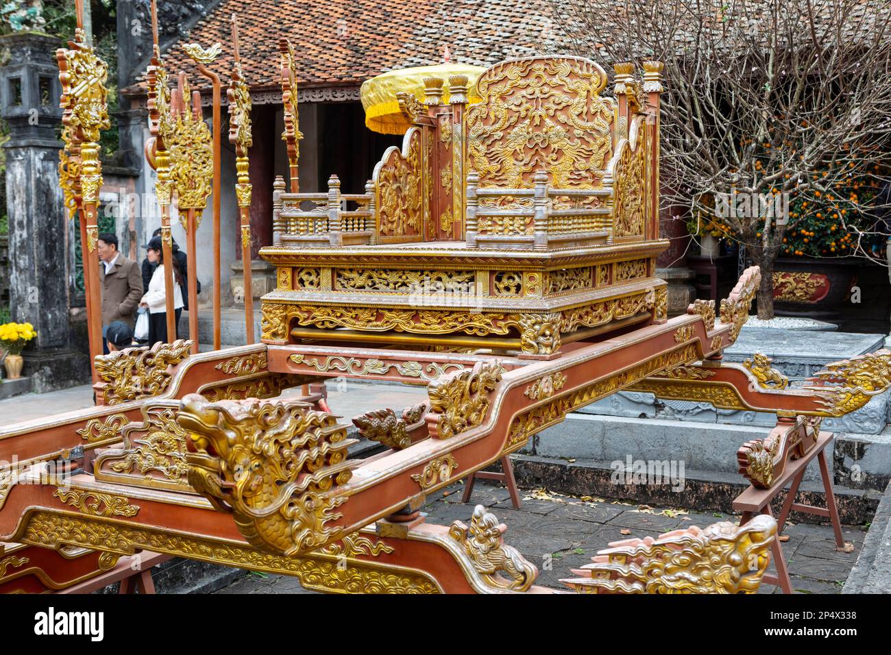 Der Tempel von König Le Dai Hanh wurde an der Stelle des königlichen Palastes der Hauptstadt Hoa Lu erbaut. Heute befindet es sich im Dorf Truong Yen Ha, es ist auch ca. Stockfoto