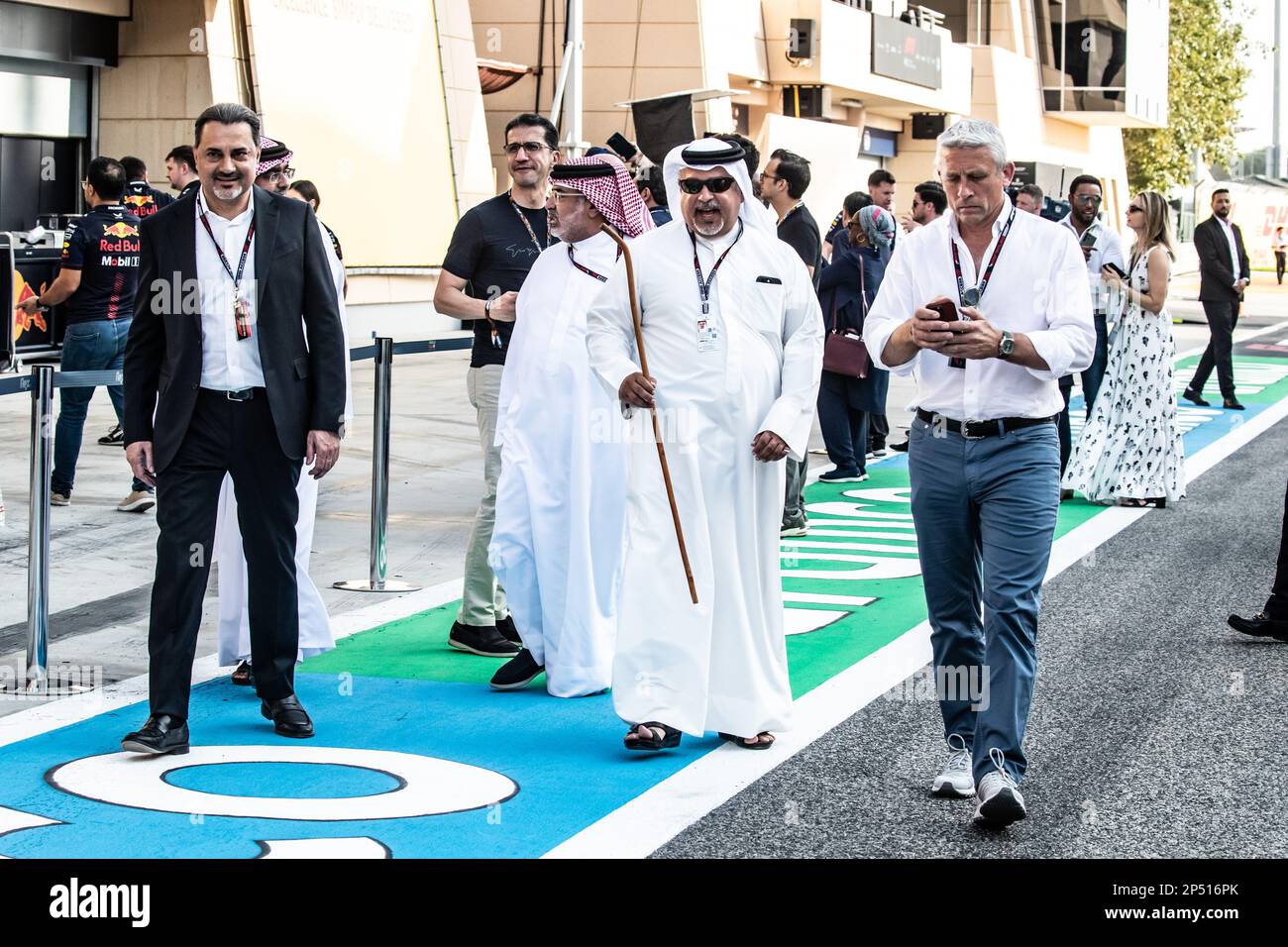 Sakhir, Bahrain. , . Weltmeisterschaft F1 2023. Bahrain GP. Prinz Salman bin Hamad Al Khalifa Kronprinz des Königreichs Bahrain.MANAMA, BAHRAIN, Sakhir Circuit, 5. März 2023: S.K.H. Prinz Salman bin Hamad Al Khalifa Kronprinz des Königreichs Bahrain während des Formel-1-Grand Prix von Bahrain auf der Bahrain International Circuit in der Nähe von Manama in der Stadt Sakhir am 05. März. 2023. Formel 1 - F1 Motorsport, gebührenpflichtiges Bild, Foto und Copyright © Cristiano BARNI/ ATP images (BARNI Cristiano /ATP/SPP) Kredit: SPP Sport Press Photo. Alamy Live News Stockfoto