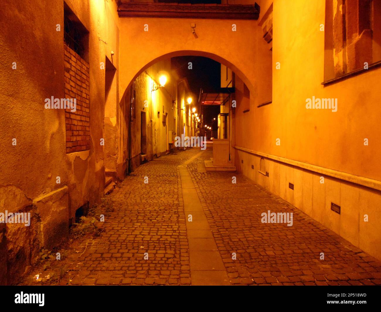 Baia Mare Street in der Nacht Stockfoto