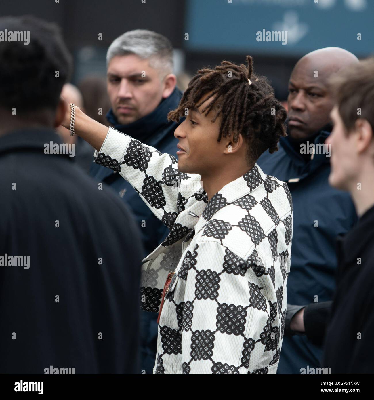 Paris, Frankreich, 06/03/2023. Jaden Smith nimmt an der Vuitton Domenswear Herbst/Winter 2023 Show PARIS FASHION WEEK - MÄRZ 03 2023Credit Teil: Jacques Julien/Alamy Live News Stockfoto