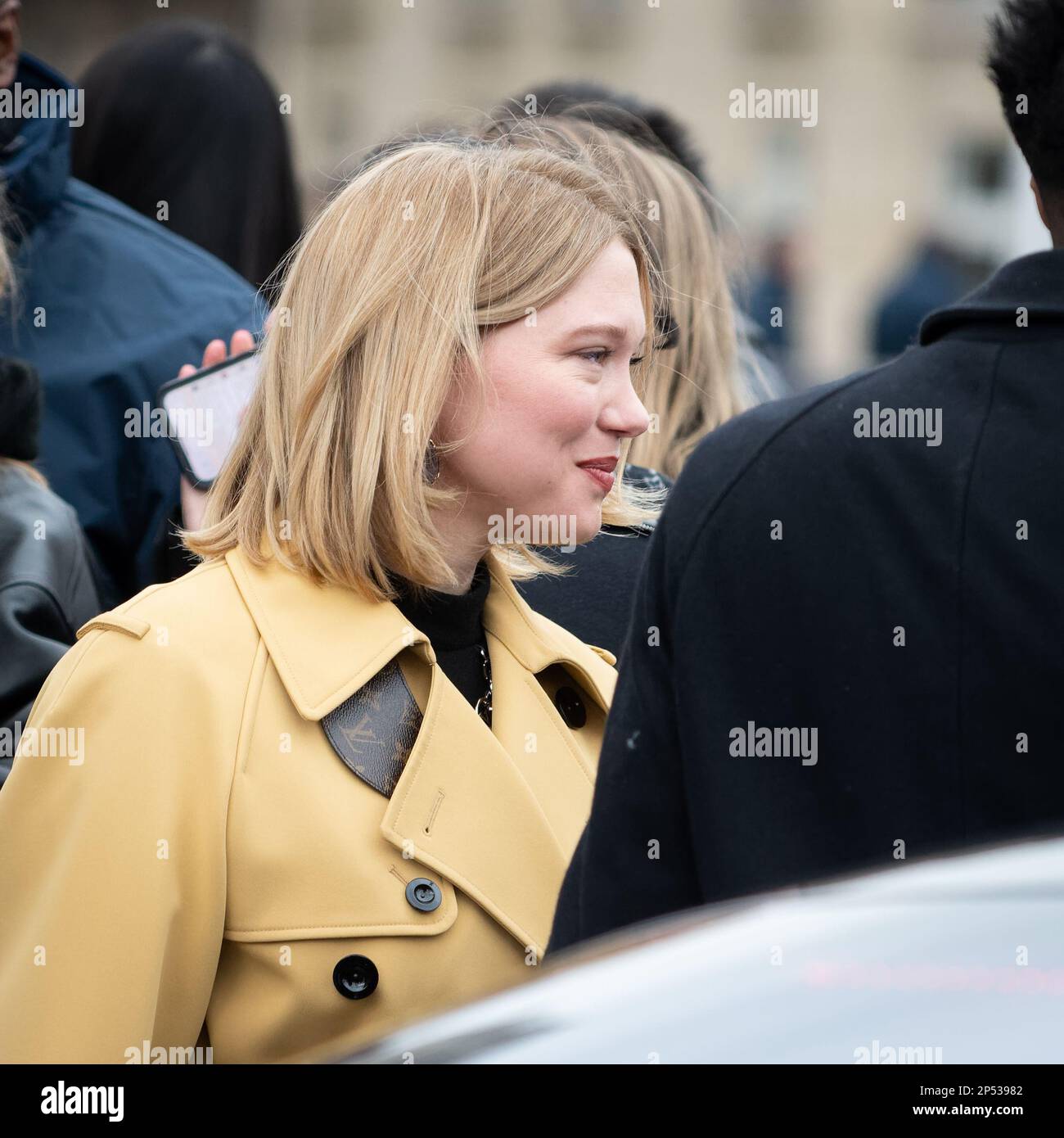 Paris, Frankreich, 06/03/2023. Léa Seydoux auf der Vuitton Frauenbekleidung Herbst/Winter 2023 Show PARIS FASHION WEEK - Kredit: Jacques Julien/Alamy Live News Stockfoto