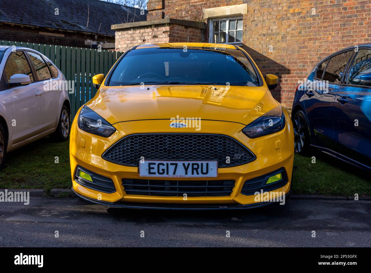 2017 Ford Focus ST-2 „EG17 YRU“ auf der Ford-Versammlung am 26. Februar 2023 im Bicester Heritage Centre. Stockfoto