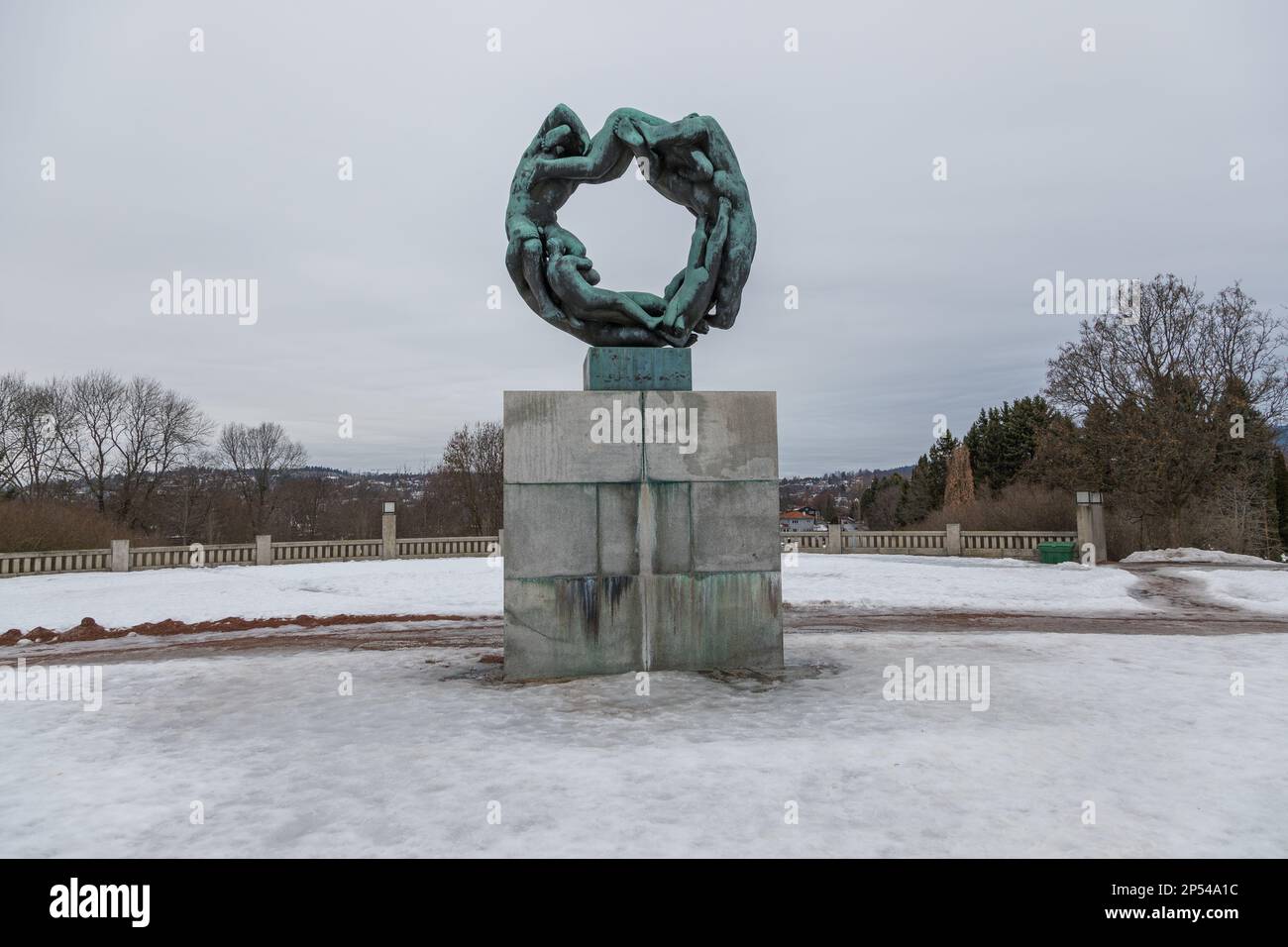 Norwegen, Oslo - 17. Februar 2019: Skulptur im Frogner Park, Skulptur von Gustav Vigeland. Öffentlicher Park in der norwegischen Hauptstadt. Stockfoto