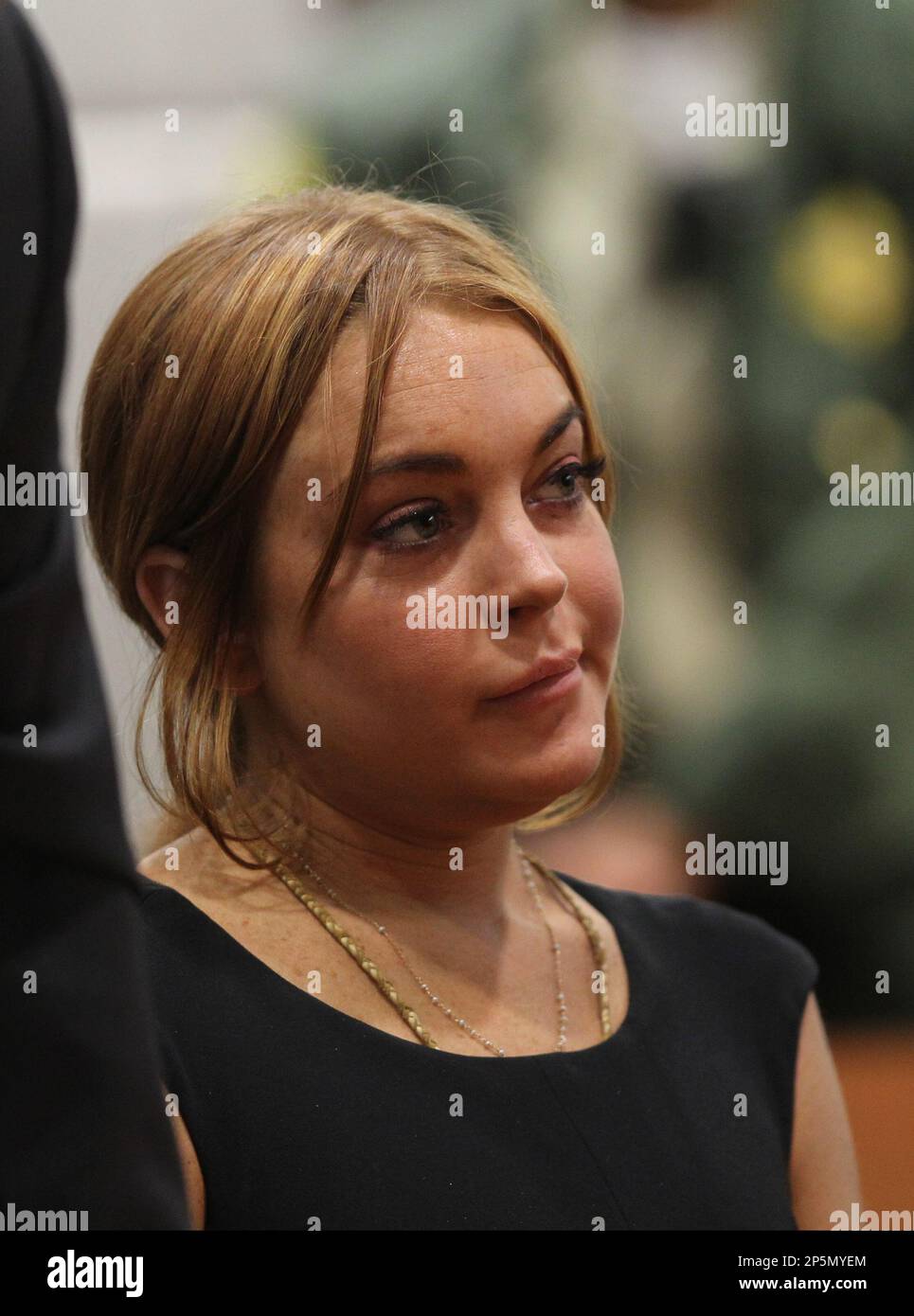Actress Lindsay Lohan appears in Los Angeles court for a pretrial