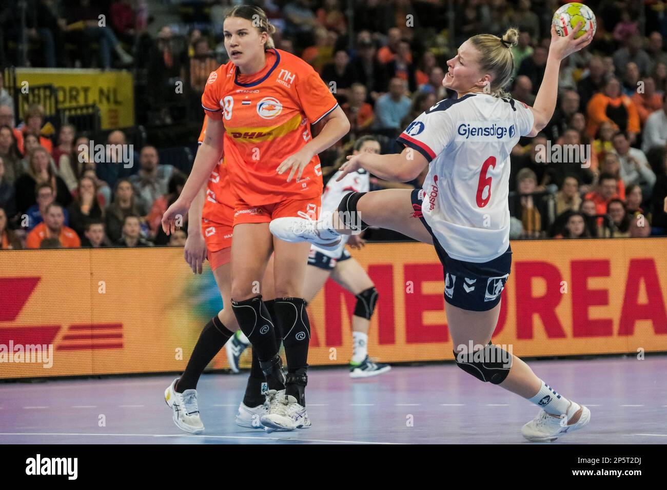 Eindhoven, Niederlande 20230304. Norwegens Maren Aardahl während des Handballspiels in der Goldenen Liga zwischen den Niederlanden und Norwegen. Foto: Patrick Post/NTB Stockfoto