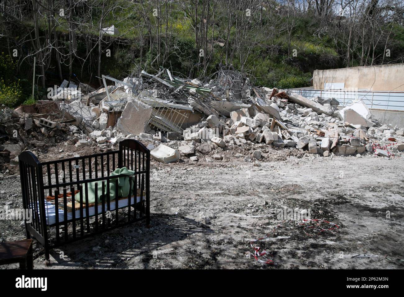 Jerusalem, Ostjerusalem. 6. März 2023. Die Ruinen eines abgerissenen Hauses sind im Viertel Wadi al-Joz, Ostjerusalem, 6. März 2023, zu sehen. Kredit: Chen Junqing/Xinhua/Alamy Live News Stockfoto