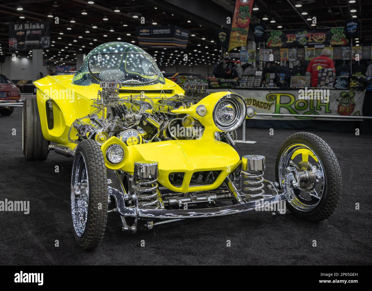 DETROIT, MI/USA - 24. Februar 2023: „Mysterion“ / Ed Roth Tribute Car, Twin Loks & Bubble Top, auf der Detroit AutoRama. Stockfoto