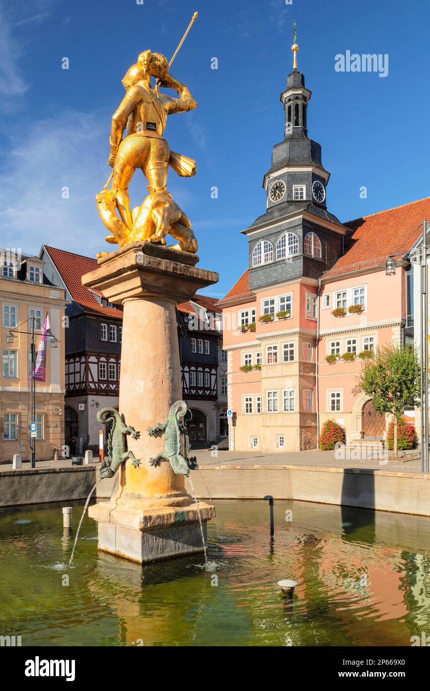 St. Georg-Brunnen und Rathaus, Eisenach, Thüringer Wald, Thüringen, Deutschland, Europa Stockfoto