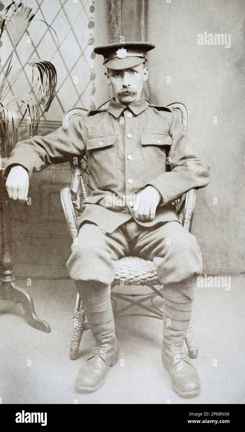 Ein britischer Soldat aus dem Ersten Weltkrieg, ein Gefreiter im Grenzregiment. Stockfoto