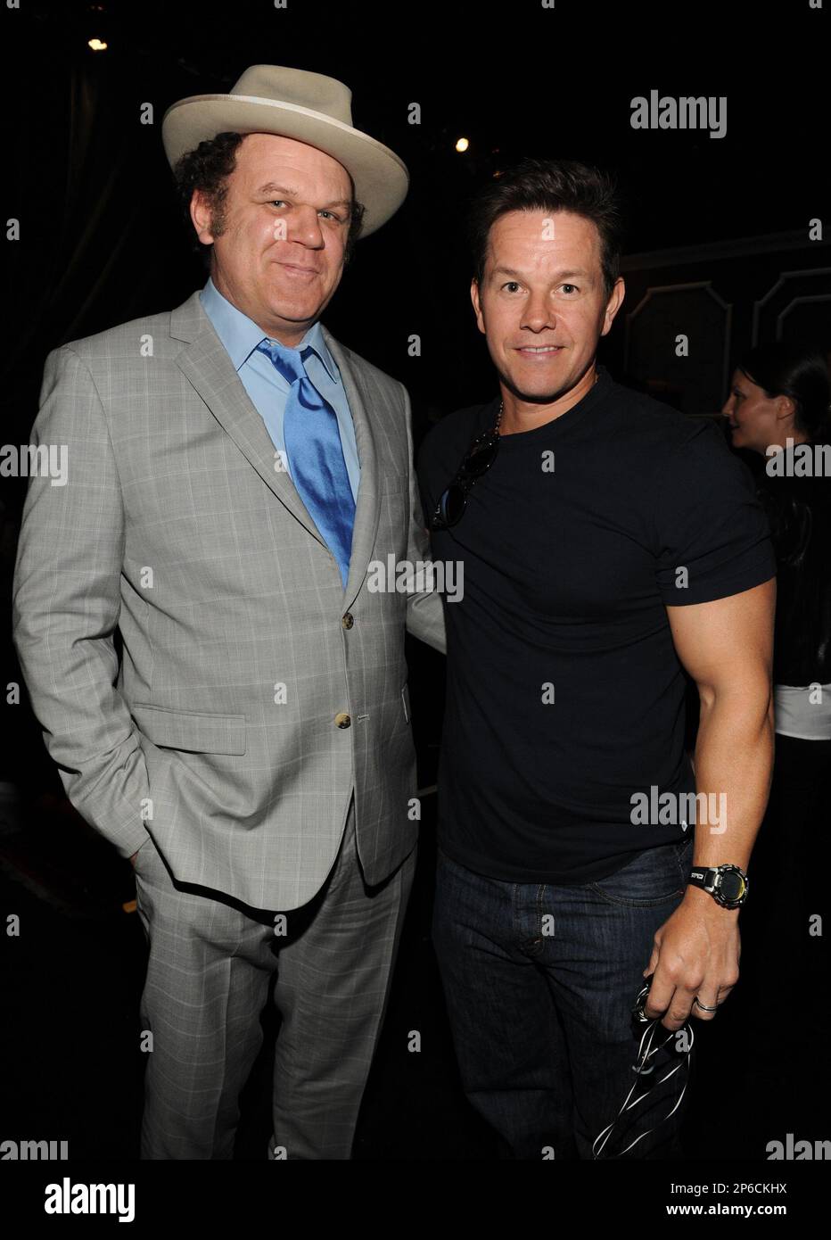 CULVER CITY, CA - JUNE 2: Actors John C. Reilly (L) and Mark Wahlberg backstage at Spike TV's Guys Choice Awards 2012 at Sony Pictures Studios on June 2, 2012 in Culver City, California. (Photo by Frank Micelotta/Invsion/AP) Stockfoto
