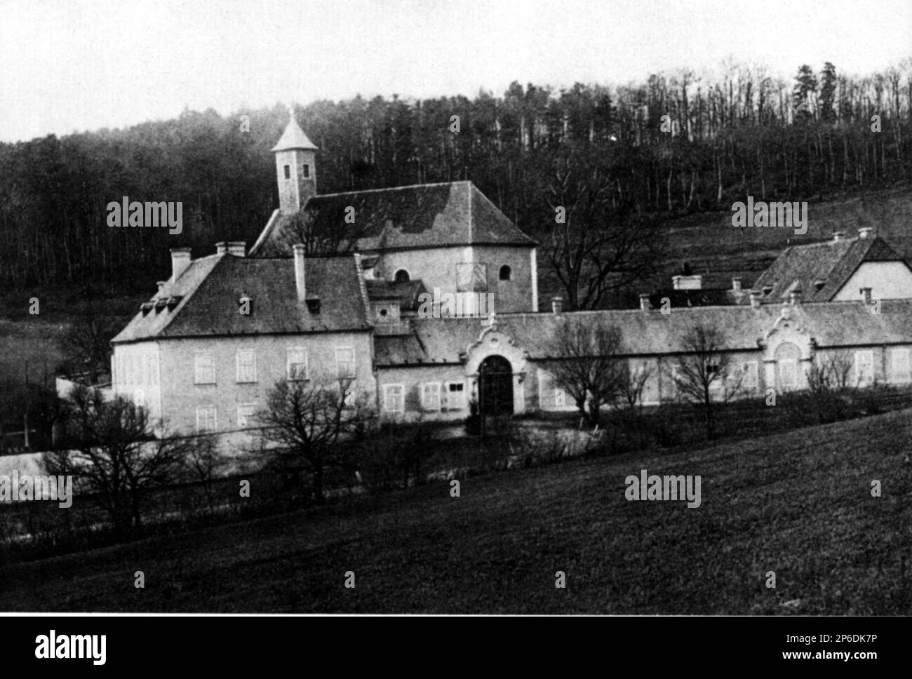 1889 , Mayerling , ÖSTERREICH : die Jagdschosses von Mayerling, wo Selbstmord begangen wurde der österreichische kronprinz RUDOLF von ABSBURG ( 1850 - Mayerling 30 . januar 1889 ) , die Geliebte von Mary von Vetsera , Sohn von Kaiser Franz Josef ( 1830 - 1916 ) , Kaiser von Österreich , König von Ungarn und Böhmen und Kaiserin Elisabeth von Bayer ( SISSI , 1937 - 1898 ). - FRANCESCO GIUSEPPE - JOSEPH - ABSBURG - ASBURG - ASBURGO - ADEL - NOBILI - NOBILTÀ - REALI - HABSBURG - HASBURG - ADEL - PRINCIPE EREDITARIO - RODOLFO --- ARCHIVIO GBB Stockfoto