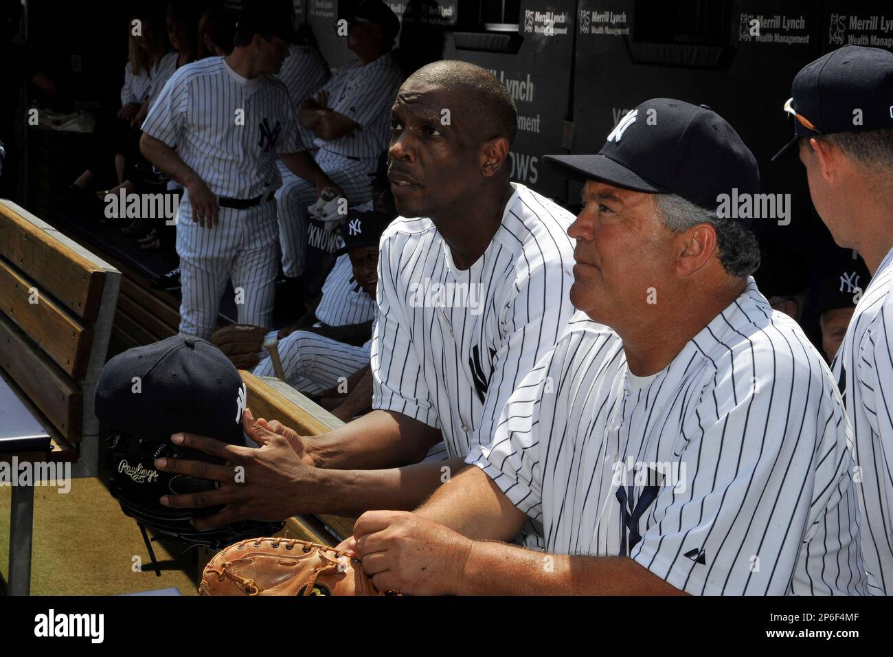 Former New York Yankees pitcher Dwight "Doc" Gooden and catcher Rick Cerone during Old Timers Day at Yankee Stadium on June 26, 2011 in Bronx, NY. (AP Photo/Tomasso DeRosa) Stockfoto