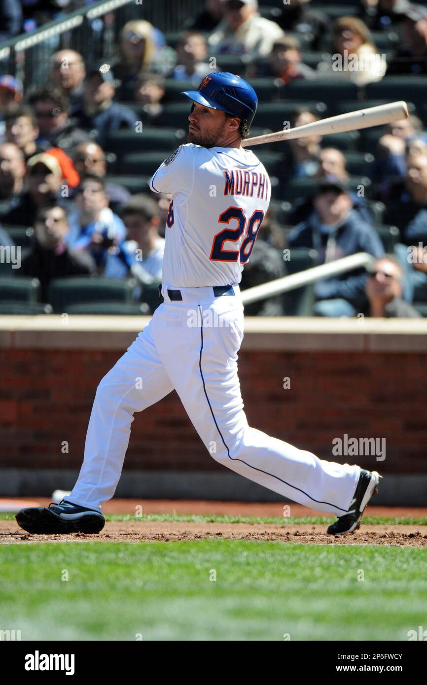 New York Mets infielder Daniel Murphy (28) during game against the Atlanta Braves at Citi Field in Queens, New York; April 7, 2012. Mets defeated Braves 4-2. (AP Photo/Tomasso DeRosa) Stockfoto