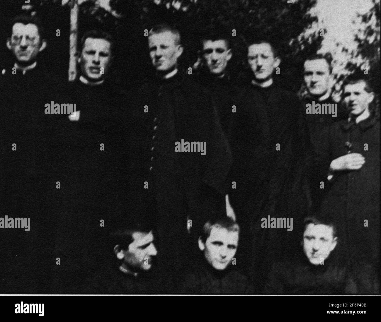 1927 : Belluno , Venetien , ITALIEN : der zukünftige Papst GIOVANNI PAOLO I ( geboren am 17 . oktober 1912 - oktober 1978 ) , 4. von links , als er jung war , Gelehrter auf Seminario - RELIGIONE CATTOLICA - KATHOLISCHE RELIGION - Rituto - Portrait - PAPA - Johannes Paul I - personalita' da giovane giovani - Persönlichkeiten, als junge Jugendliche jung waren - scolaro - in der Schule - ein scuola ---- Archivio GBB Stockfoto