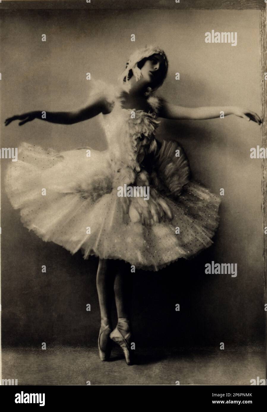 Die gefeierte russische Tänzerin Ballerina ANNA PAVLOVA (Pawlowa