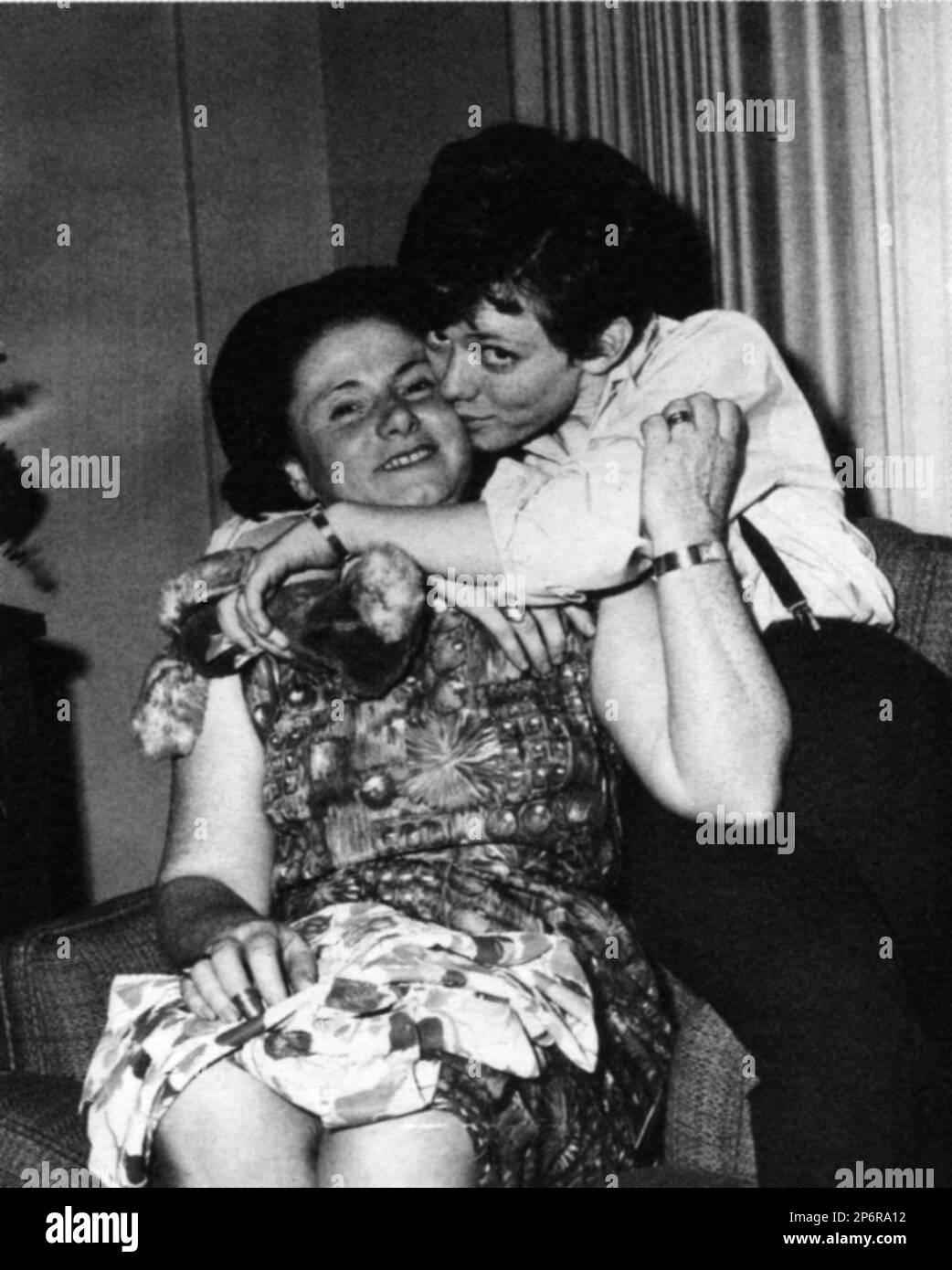 1964 Ca , New York , USA Die gefeierte italienische Sängerin RITA