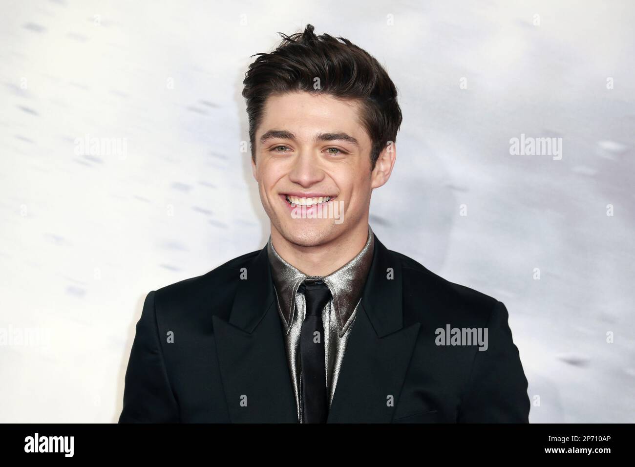 Asher Angel nimmt an der britischen Premiere von Shazam Teil! Fury of the Gods am Cineworld Leicester Square in London, England. Stockfoto