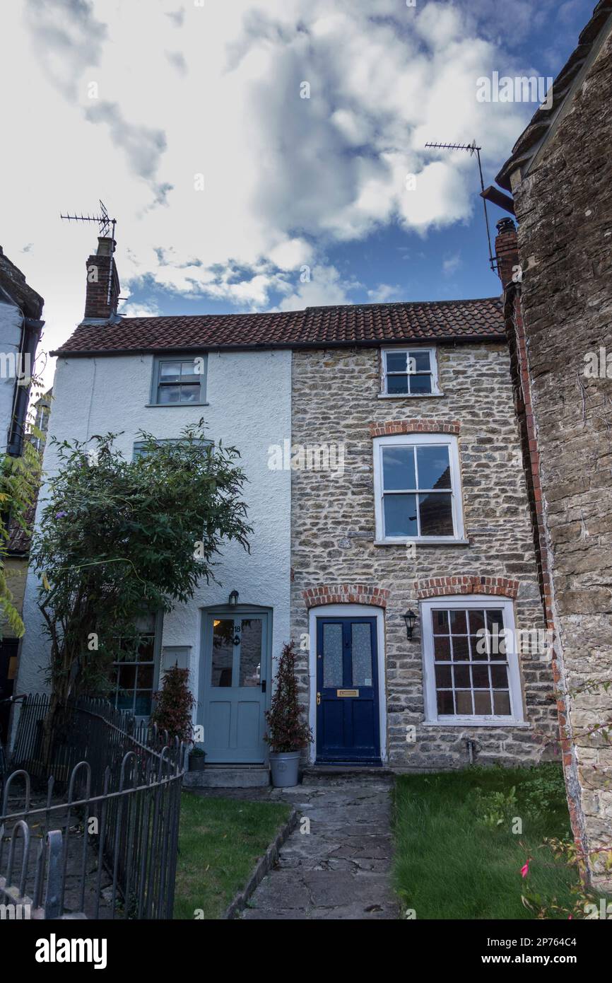 Teilweise freistehende Hütten, Malmesbury, Wiltshire, Großbritannien Stockfoto