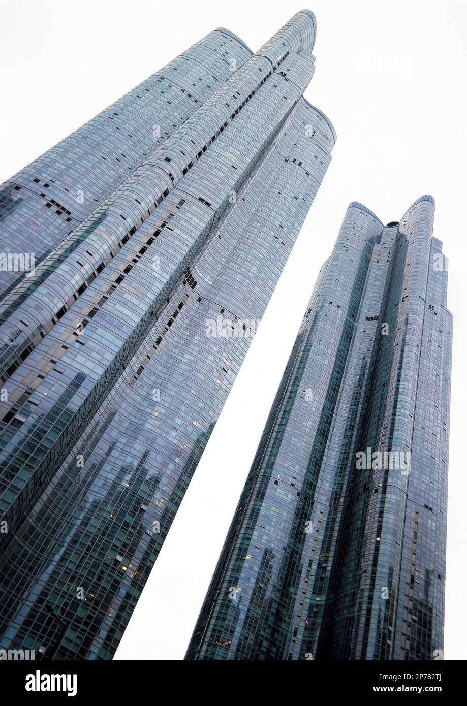 Busan, Südkorea - 22. Mai 2019: Doosan Haeundae Wir haben die Zenith Towers und Wohngebäude in Marine City, Haeundae District Stockfoto