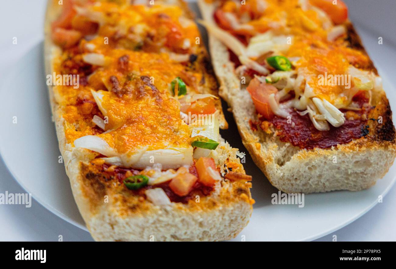 Französisches Brot Pizza Stockfoto