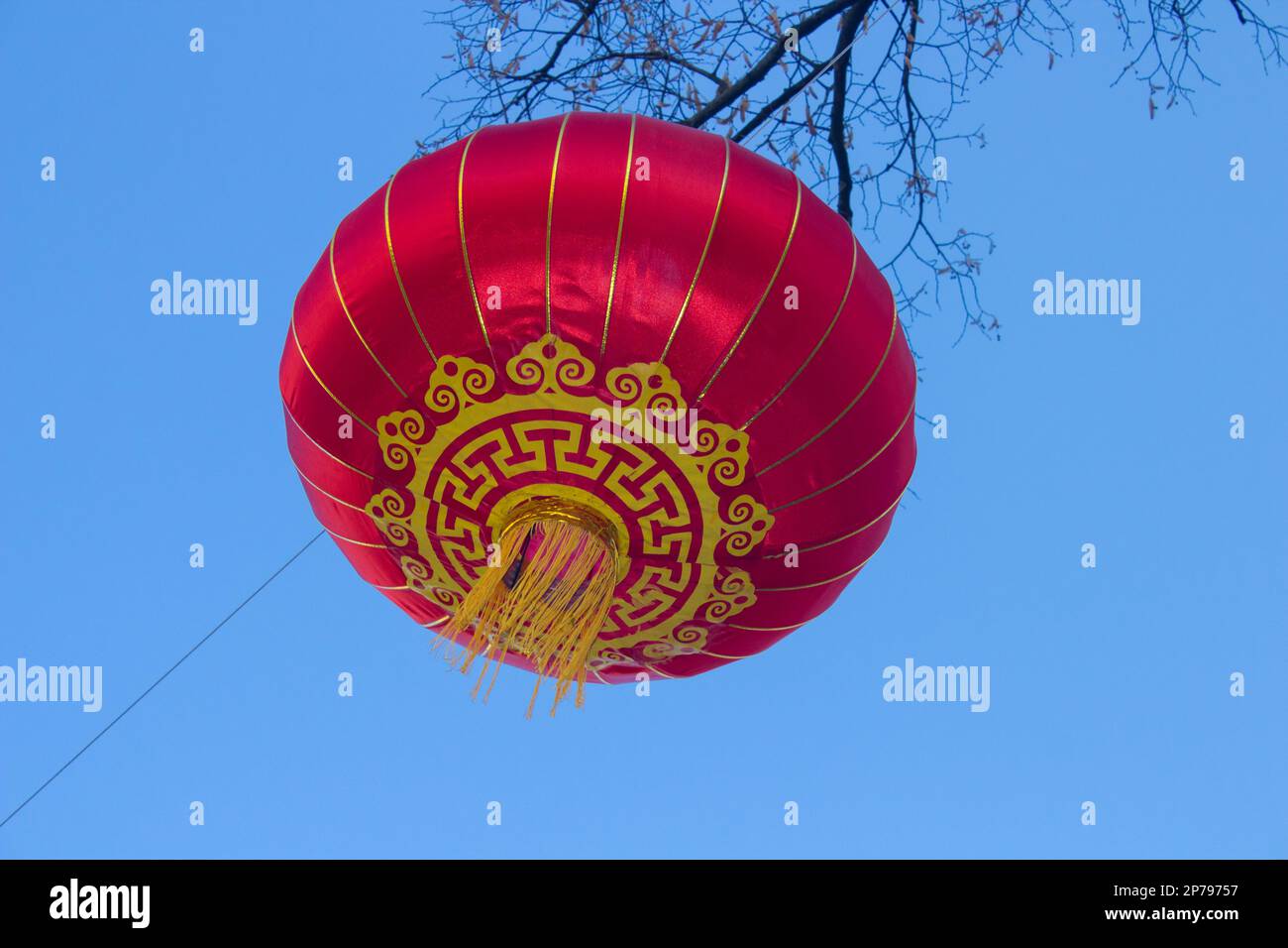 Das chinesische Neujahr hat eine rote Taschenlampe Stockfoto