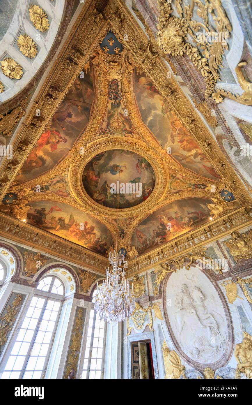 Salon de la Guerre, Chateau de Versailles, Departement Yvelines, Region Ile-de-France, Frankreich Stockfoto