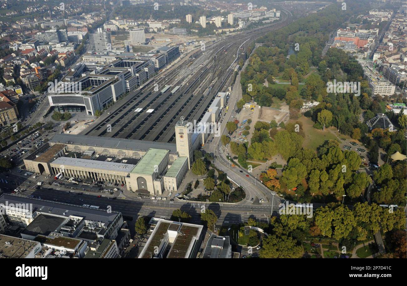Die Luftaufnahme Vom Mittwoch 13 10 10 Zeigt Den Hauptbahnhof In 