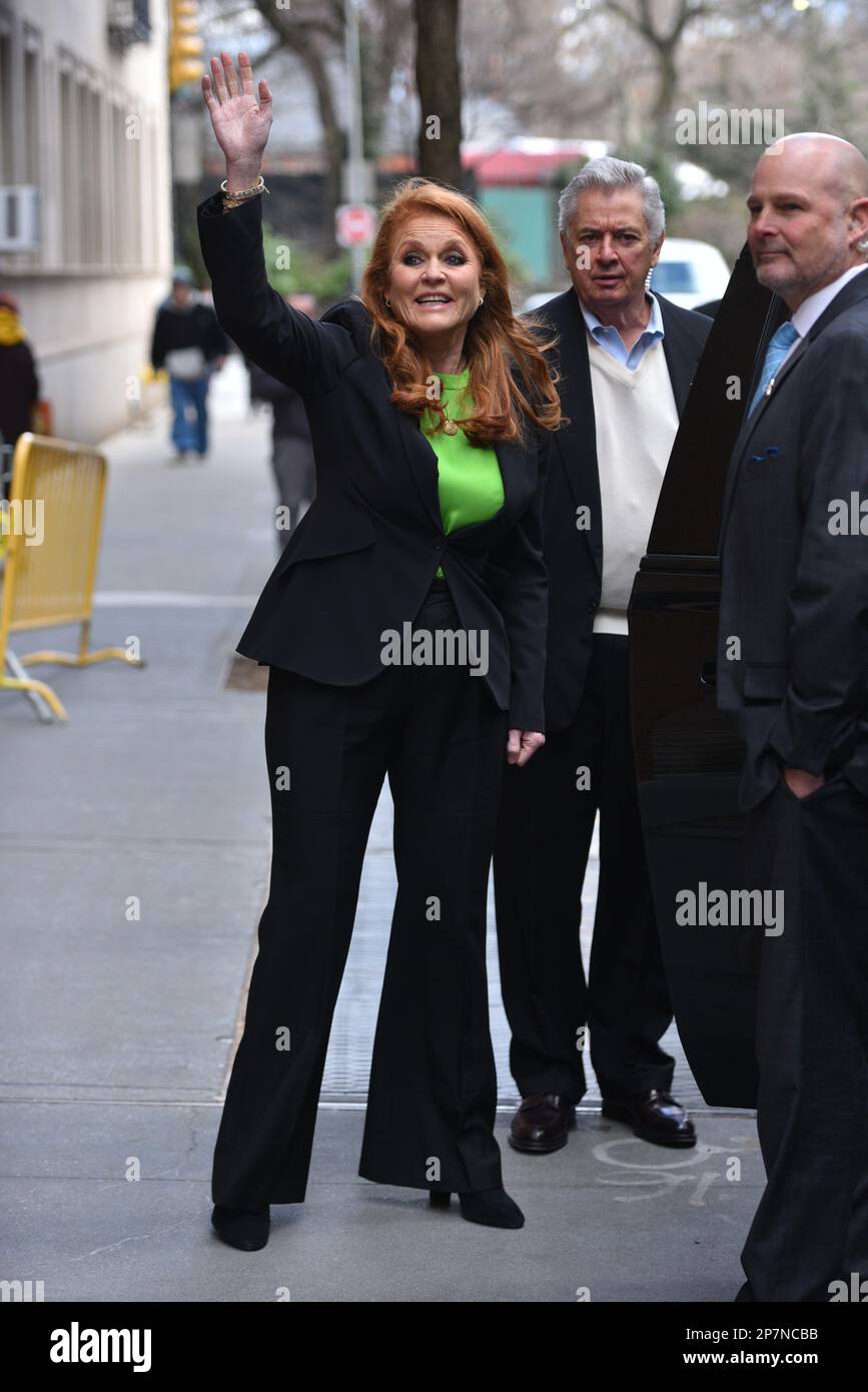 Sarah Ferguson Duchess of York trifft am 8. März 2023 in New York City im The View ein. Stockfoto
