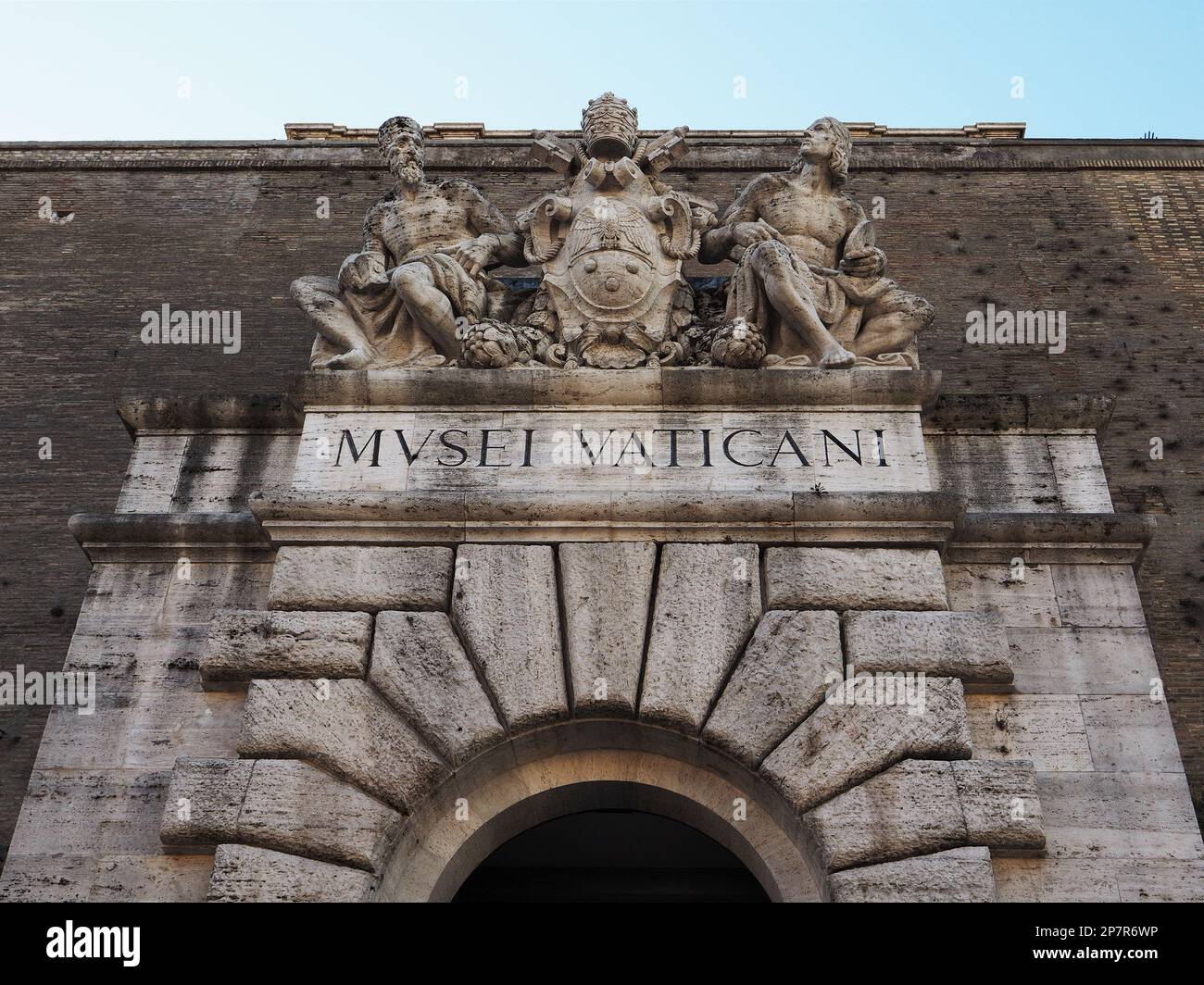 Der alte Eingang des Vatikanischen Museums (heute ist dies der Ausgang) mit dem Wappen der Familie de Medici. Vatikan, Europa Stockfoto