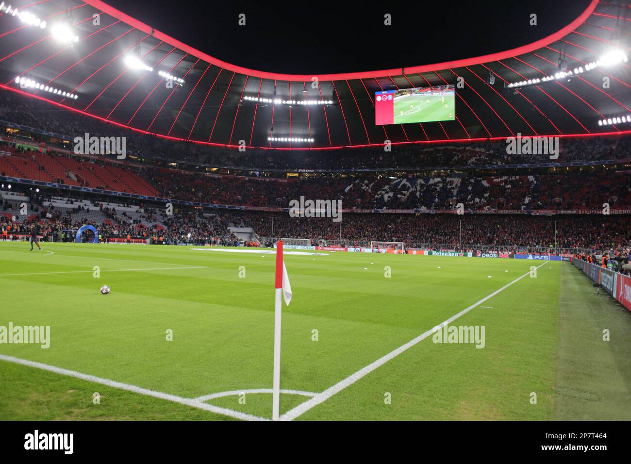 München, Deutschland. 08. März 2023. Während der UEFA Champions League, Fußballspiel zwischen dem FC Bayern München und Paris Saint-Germain am 08. März 2023 in der Allianz Arena, München, Deutschland Photo Ndrerim Kaceli Credit: Independent Photo Agency/Alamy Live News Stockfoto