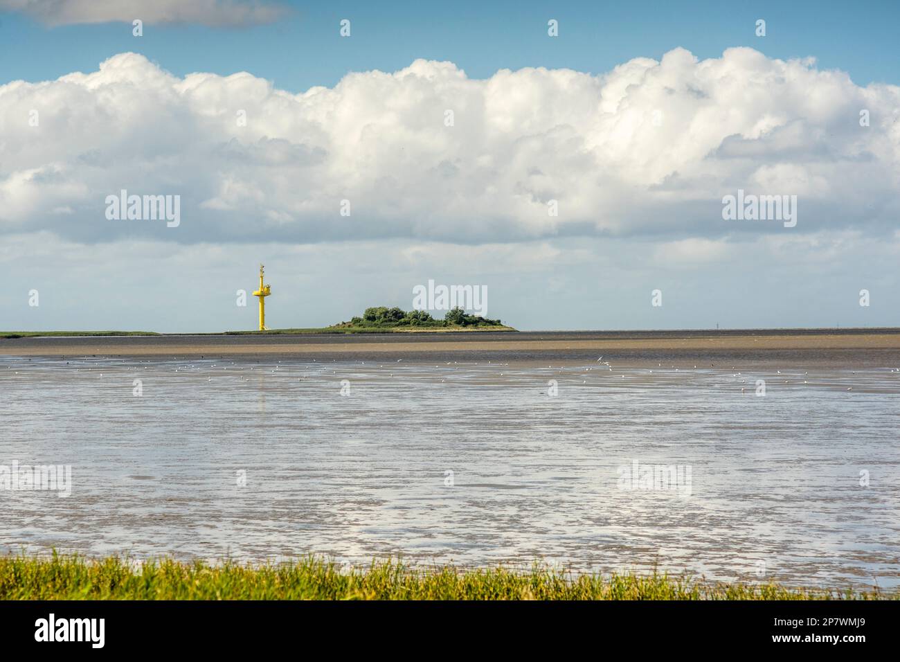 Die künstliche Insel Langlütjen I in der Weser-Mündung, Deutschland 2022. Stockfoto