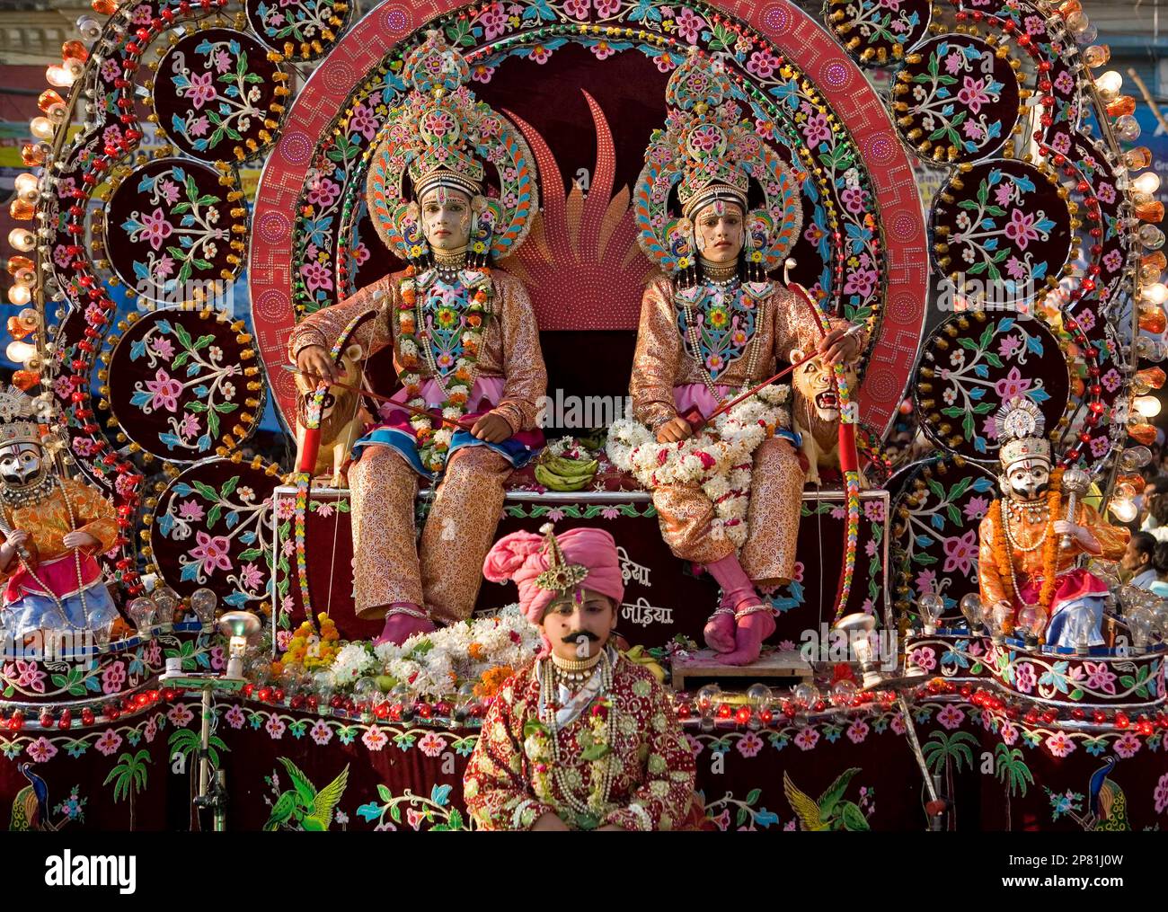 Indian artists dressed as Hindu gods Rama, left, and Laxman, right ...