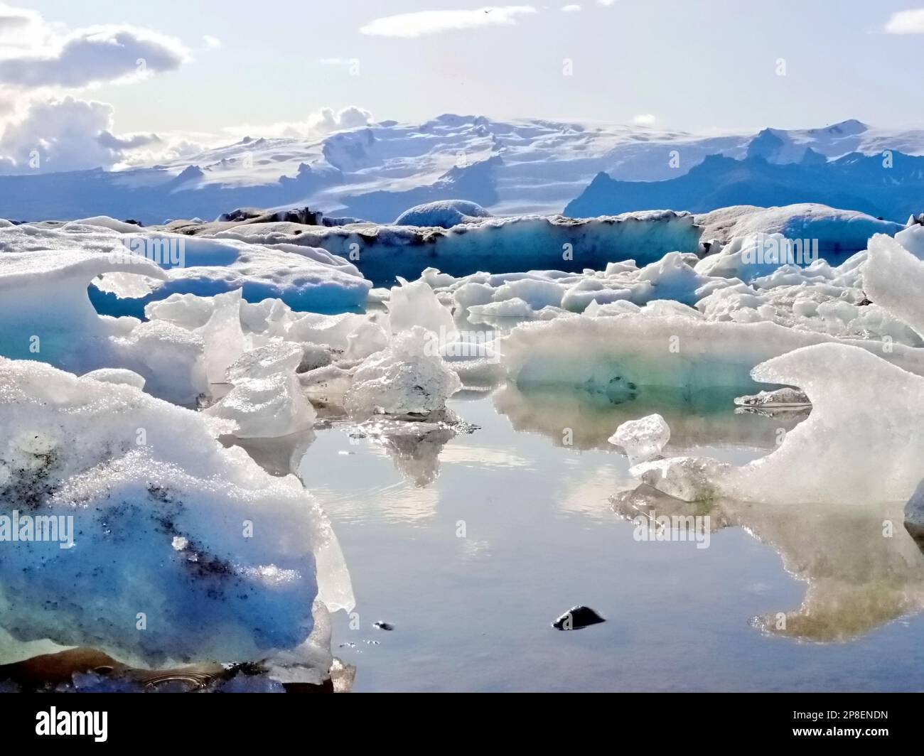 Nahaufnahme des Eisschmelzens im Sommer, Island Stockfoto