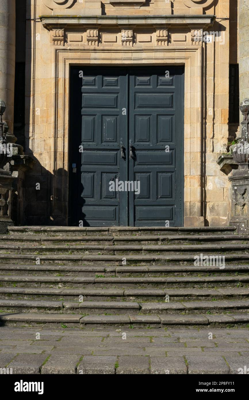 Kloster San Martin Pinario Fassade. Treppe und Tor. Santiago de Compostela, Galicien. Spanien Stockfoto