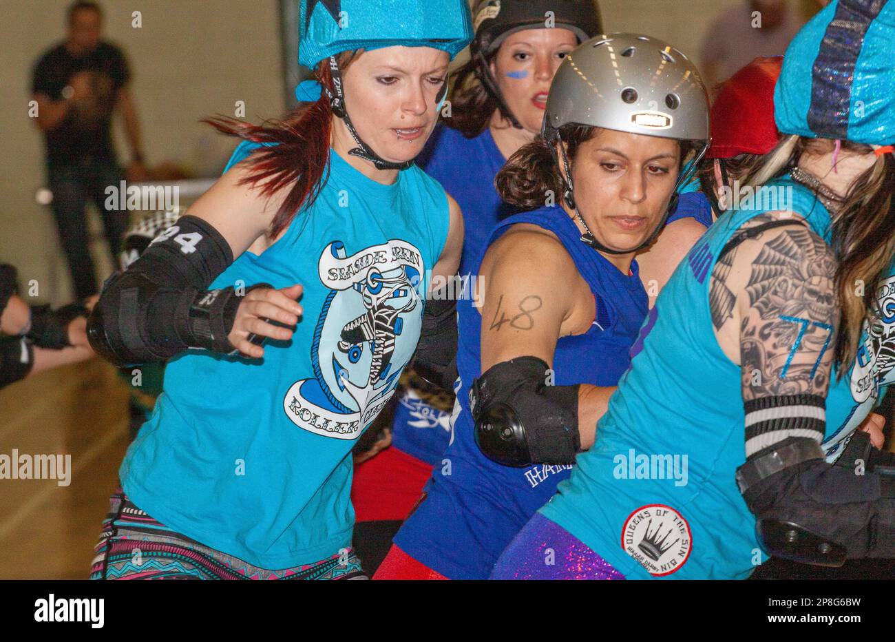Kontakt Bei Einem Roller Derby Zwischen Den Gastgebern Der Seaside kontakt-bei-einem-roller-derby-zwischen-den-gastgebern-der-seaside