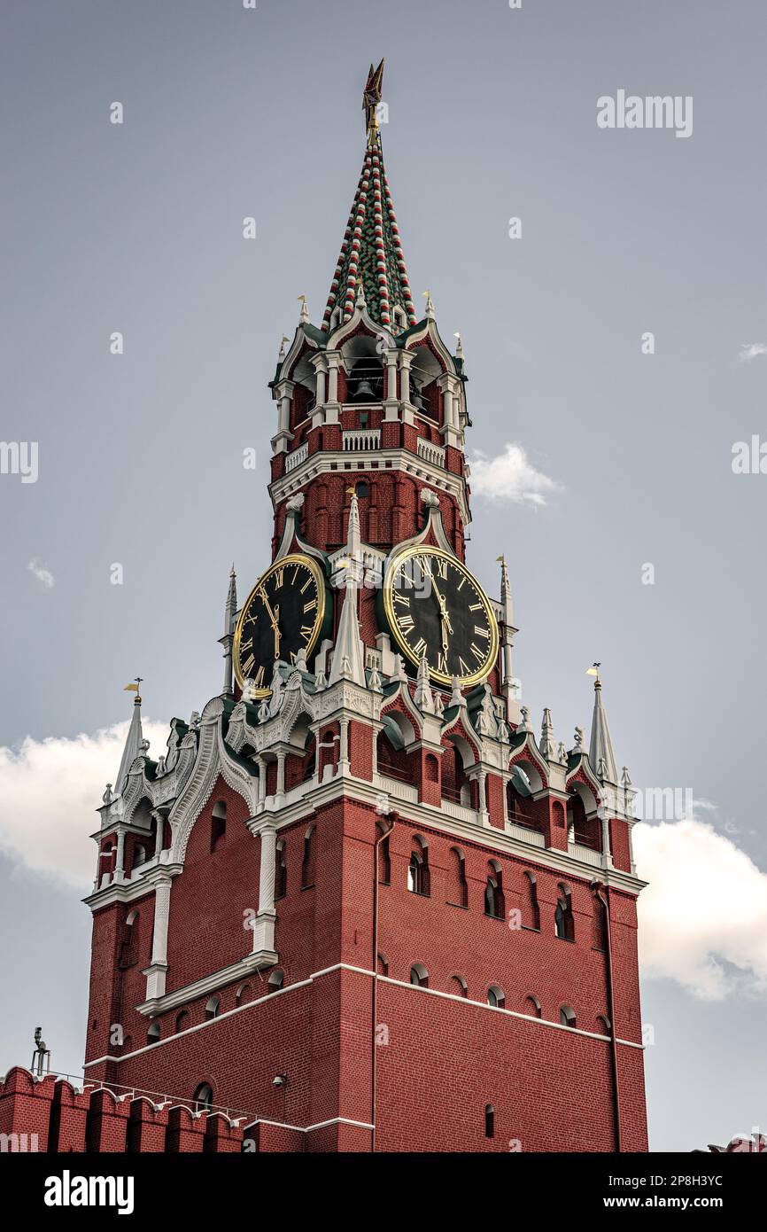 Moskau, Russland – Nahaufnahme des Uhrenturms des Kremls Stockfoto