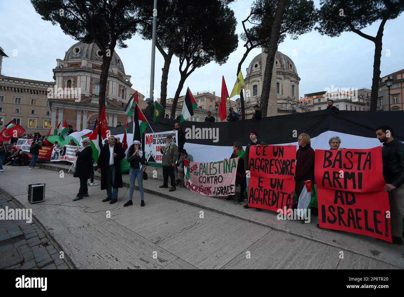 Rom, Italien, 9. März 2023. Der Protest in Rom gegen den Besuch des israelischen Premierministers Benjamin Netanjahu. Rom, Italien, 9. März 2023. Kredit: Antonio Nardelli / Alamy Live News Stockfoto